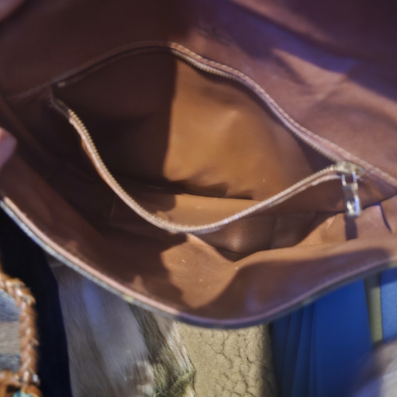 Louis Vuitton Brown Monogram Crossbody Bag with Leopard Accent - Picture 8 of 9